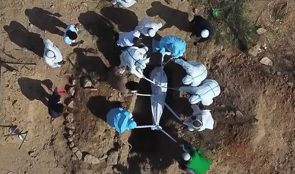  24 മണിക്കൂറിനിടെ ഇന്ത്യയിൽ മുന്നേമുക്കാൽ ലക്ഷത്തിലധികം കൊവിഡ് കേസുകൾ