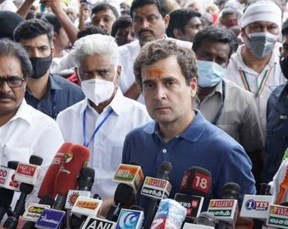  എന്റെ വാക്കുകള്‍ കുറിച്ചുവെച്ചോളൂ പിൻവലിക്കേണ്ടി വരും രാഹുലിന്റെ വാക്കുകൾ ഏറ്റെടുത്ത് സോഷ്യൽ മീഡിയ