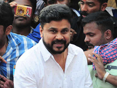  നടിയെ ആക്രമിച്ച കേസ്; പ്രതികൾ ഫോണുകൾ കൈമാറാത്ത കാര്യം ഹൈക്കോടതിയെ അറിയിക്കാൻ പ്രോസിക്യൂഷൻ