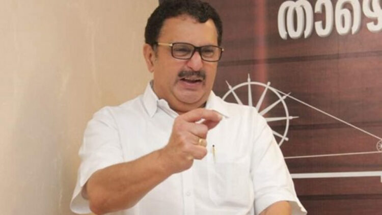  ആ ഇരിപ്പൊന്നും കേരളത്തിലെ ജനങ്ങള്‍ക്ക് ഇഷ്ടപ്പെടില്ല, ജെന്‍ഡര്‍ ന്യൂട്രല്‍ വിഷയത്തില്‍ മുസ്ലിം ലീഗിനെ പിന്തുണച്ച് കെ മുരളീധരന്‍