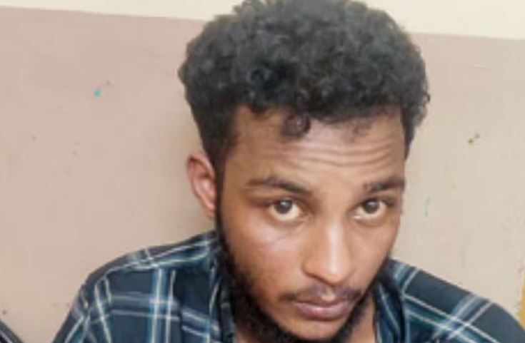  ഇൻസ്റ്റാഗ്രാം വഴി സൗഹൃദം,പ്രണയം നിരസിച്ചു,  യുവതിയെ കൊല്ലാന്‍ പെട്രോളുമായി വീട്ടിൽ എത്തി,താമരശ്ശേരിയിൽ യുവാവ് പിടിയില്‍