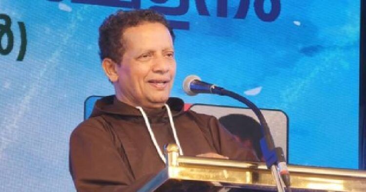  ലൈറ്റും സൗണ്ടും തരുന്നവർ പരിപാടി ​ഗംഭീരമാക്കാൻ ശ്രമിക്കും, വിവരമില്ലാത്ത ചിലർ ക്ഷോഭിയ്ക്കും ; ഫാദർ ജോസഫ് പുത്തൻ പുരയ്ക്കൽ