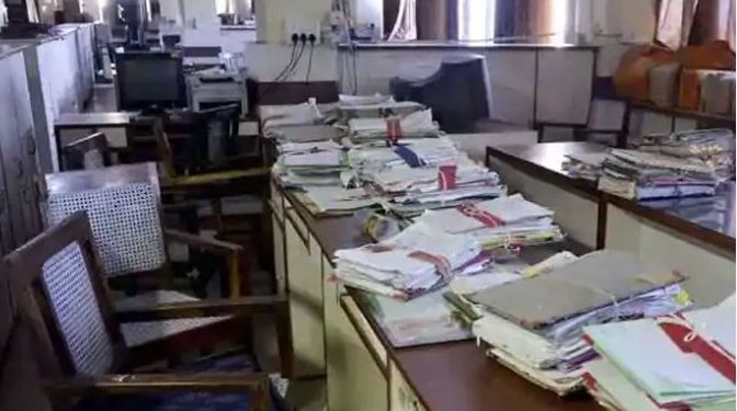  നെഗറ്റീവ് എനർജി’ പുറന്തള്ളാൻ സർക്കാർ ഓഫീസിൽ പ്രാർഥന; അന്വേഷണത്തിന് ഉത്തരവ്‌