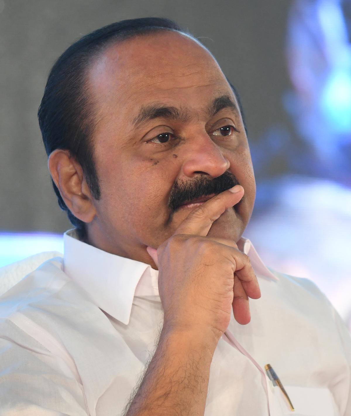  അക്രമം തുടരാന്‍ ആഹ്വാനം ചെയ്ത നികൃഷ്ട മനസുള്ള പിണറായി വിജയന് മുഖ്യമന്ത്രി സ്ഥാനത്ത് തുടരാന്‍ യോഗ്യതയില്ല:വി ഡി സതീശൻ