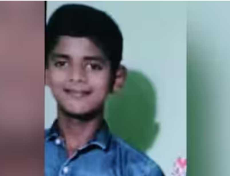  സുഹൃത്തുക്കള്‍ക്കൊപ്പം കുളിക്കുന്നതിനിടെ ഒഴുക്കില്‍ പെട്ടു; 14 കാരന്‍ കടലില്‍ മൂങ്ങി മരിച്ചു; സംഭവം കോഴിക്കോട് കോതിപ്പാലത്ത്