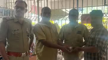  മറക്കാനാവാത്ത പുതുവര്‍ഷാനുഭവം,ബാഗിൽ 1 ലക്ഷം രൂപ, കവറിൽ 15,000;ഇരുണ്ട നിമിഷങ്ങളിലേക്ക് സത്യസന്ധതയുടെ വെളിച്ചവുമായി കോഴിക്കോട്ടുക്കാർ