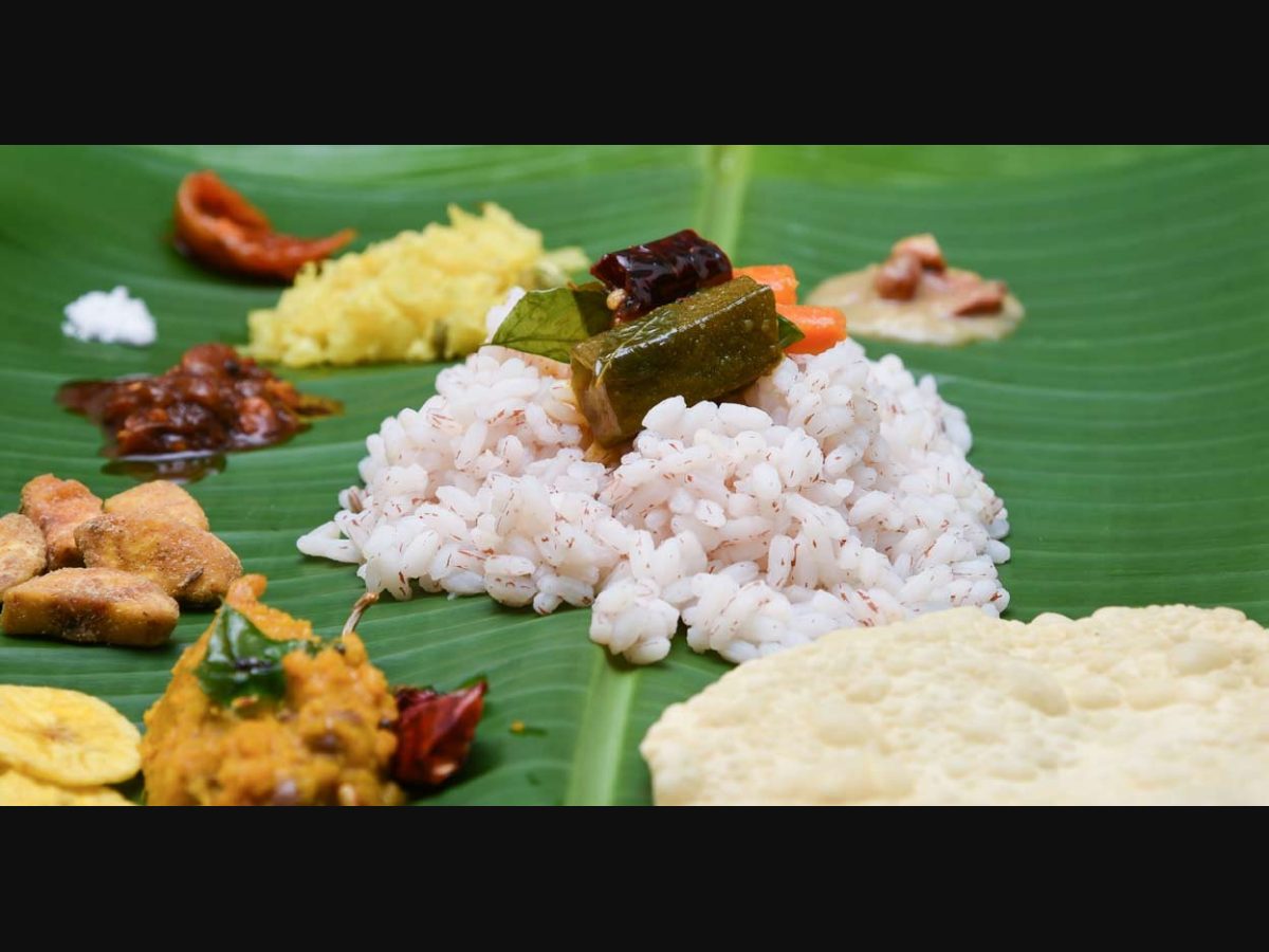  ‘നല്ല രുചിയുണ്ട്, അവിയൽ, അച്ചാർ, തോരൻ, തീയൽ’; പഴയിടത്തിന്റെ രുചിയറിഞ്ഞ് മന്ത്രിമാർ