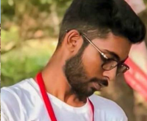  ‘മൃഗീയമായി സിദ്ധാര്‍ഥനെ തല്ലി; കഴുകന്മാരെക്കാളും മോശം ആളുകളാണ്’; ഓഡിയോ സന്ദേശം പുറത്തുവിട്ട് കുടുംബം