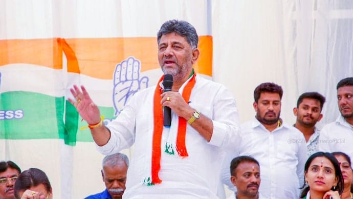  കർണാടക സർക്കാരിനെ താഴെയിറക്കാൻ കേരളത്തിൽ ശത്രുസംഹാര യാഗം നടത്തി; ആരോപണവുമായി ഉപമുഖ്യമന്ത്രി ഡി കെ ശിവകുമാർ