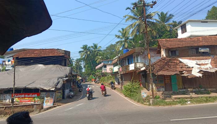  കുന്ദമംഗലം പന്തീര്‍പാടം ജംഗ്ഷനില്‍ വാഹനാപകടങ്ങള്‍ വര്‍ധിക്കുന്നു