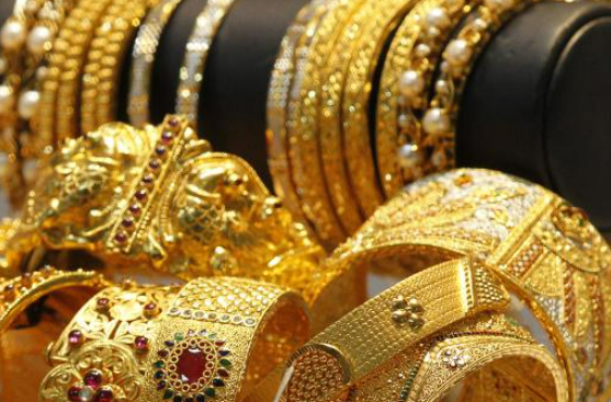  പൊന്നേ… പൊള്ളുന്നേ… സ്വര്‍ണവില കുതിക്കുന്നു, പവന് 64,480 രൂപ