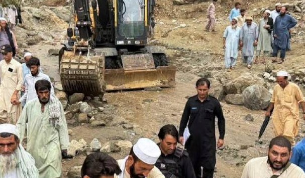  പാകിസ്താനില്‍ മിന്നല്‍ പ്രളയം; 243 പേര്‍ മരിച്ചു; നിരവധിയാളുകളെ കാണാനില്ല