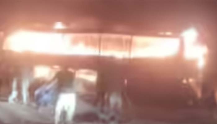  അഫ്ഗാനിസ്ഥാനില്‍ ബസ് അപകടം; പതിനേഴ് കുട്ടികളടക്കം 76 പേര്‍ മരിച്ചു