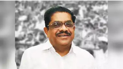  ജനാധിപത്യ പ്രക്രിയയെ ശുദ്ധീകരിക്കാനുള്ള രാഹുല്‍ ഗാന്ധിയുടെ പോരാട്ടം രണ്ടാം സ്വാതന്ത്ര്യസമരം: വിഎം സുധീരന്‍