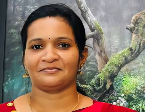  കണ്ണൂരില്‍ സുഹൃത്ത് പെട്രോള്‍ ഒഴിച്ച് തീകൊളുത്തിയ സ്ത്രീ മരിച്ചു