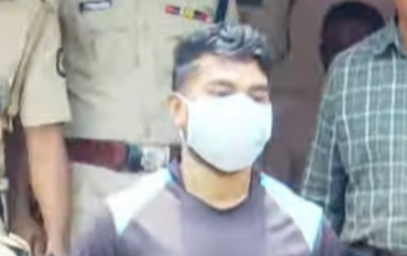  പടന്നക്കാട് 10 വയസ്സുകാരിയെ തട്ടിക്കൊണ്ടുപോയി പീഡിപ്പിച്ച കേസ്; ഒന്നാം പ്രതിയ്ക്ക് ഇരട്ട ജീവപര്യന്തവും മരണംവരെ തടവ് ശിക്ഷയും