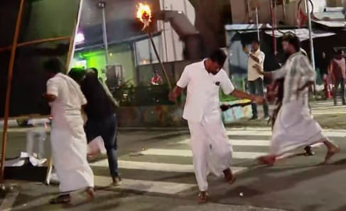  യൂത്ത് കോണ്‍ഗ്രസ് ക്ലിഫ് ഹൗസ് മാര്‍ച്ചില്‍ പങ്കെടുത്ത പ്രവര്‍ത്തകര്‍ക്കെതിരെ വധശ്രമം ഉള്‍പ്പെടെയുള്ള വകുപ്പുകള്‍ ചുമത്തി; 28 പേര്‍ക്കെതിരെ കേസ്; മഹിളാ കോണ്‍ഗ്രസ് നേതാക്കളടക്കം പ്രതികള്‍