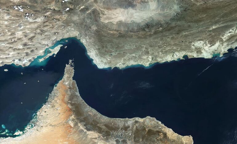  ഹോർമുസ് കടലിടുക്ക് തുറക്കാൻ ഇറാന്റെ പുതിയ നിബന്ധന, ഇടപാടുകൾ ഇനി ചൈനീസ് ‘യുവാനിൽ’ മാത്രം