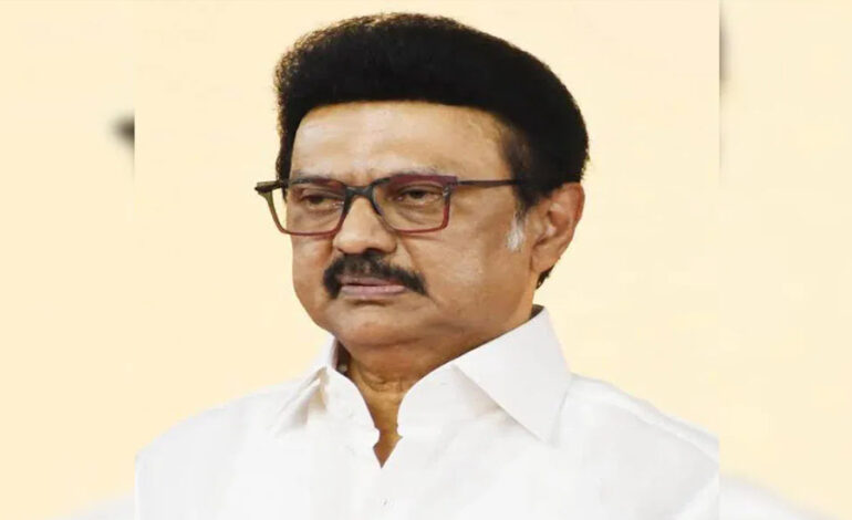  ഞങ്ങൾ കാണാത്ത വിജയങ്ങളില്ല, നേരിടാത്ത പരാജയങ്ങളുമില്ല, ഈ യാത്ര തുടരും.. നമ്മൾ വീണ്ടും വിജയിക്കും: എം കെ സ്റ്റാലിൻ രാജിവച്ചു
