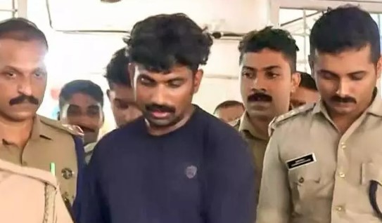  കാലില്‍ ലൈറ്റര്‍ ഉപയോഗിച്ച് പൊള്ളിച്ചു;കുട്ടിയെ മര്‍ദിച്ചത് അമ്മ അഖിലയുടെ മൗനസമ്മതത്തോടെ;കൈകള്‍ ഒടിഞ്ഞ കുട്ടിയെ ആശുപത്രിയില്‍ കൊണ്ടുപോയത് 12 ദിവസത്തിന് ശേഷം’; അഷ്‌കറിന്റെ മൊഴി പുറത്ത്